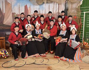 Foto in Volendamse klederdracht